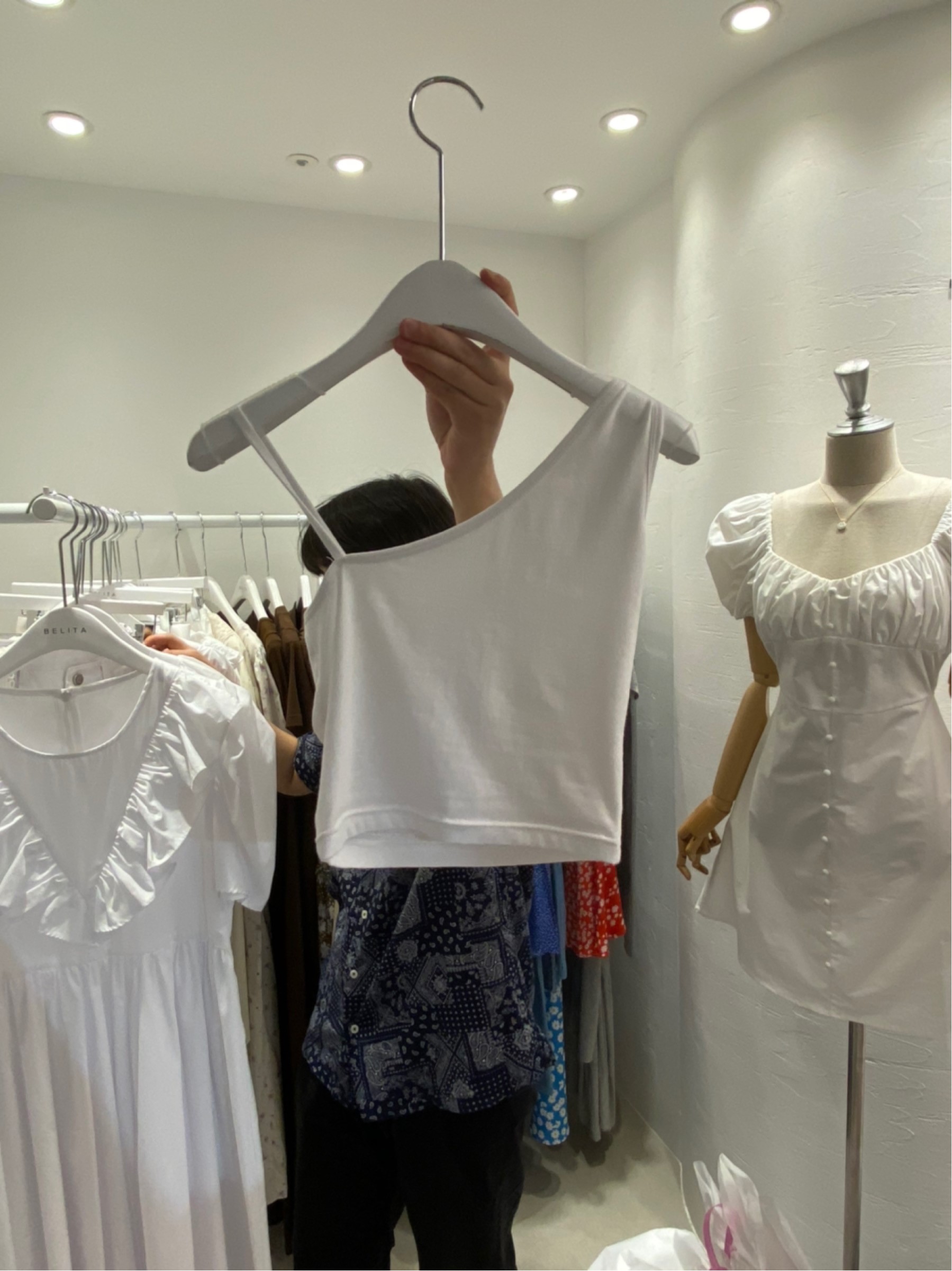 白色