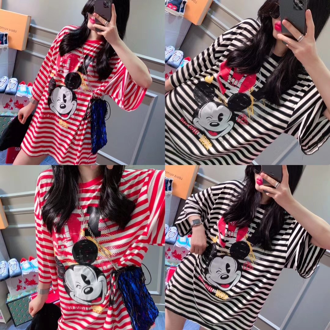 红色