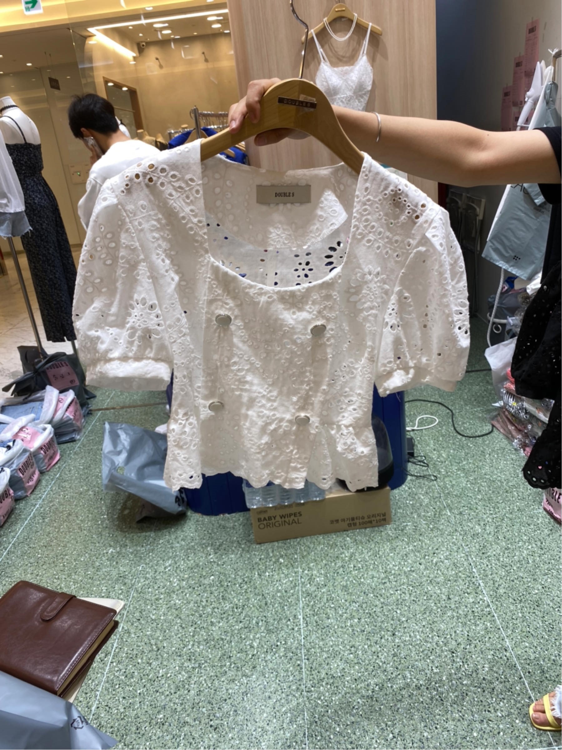 白色