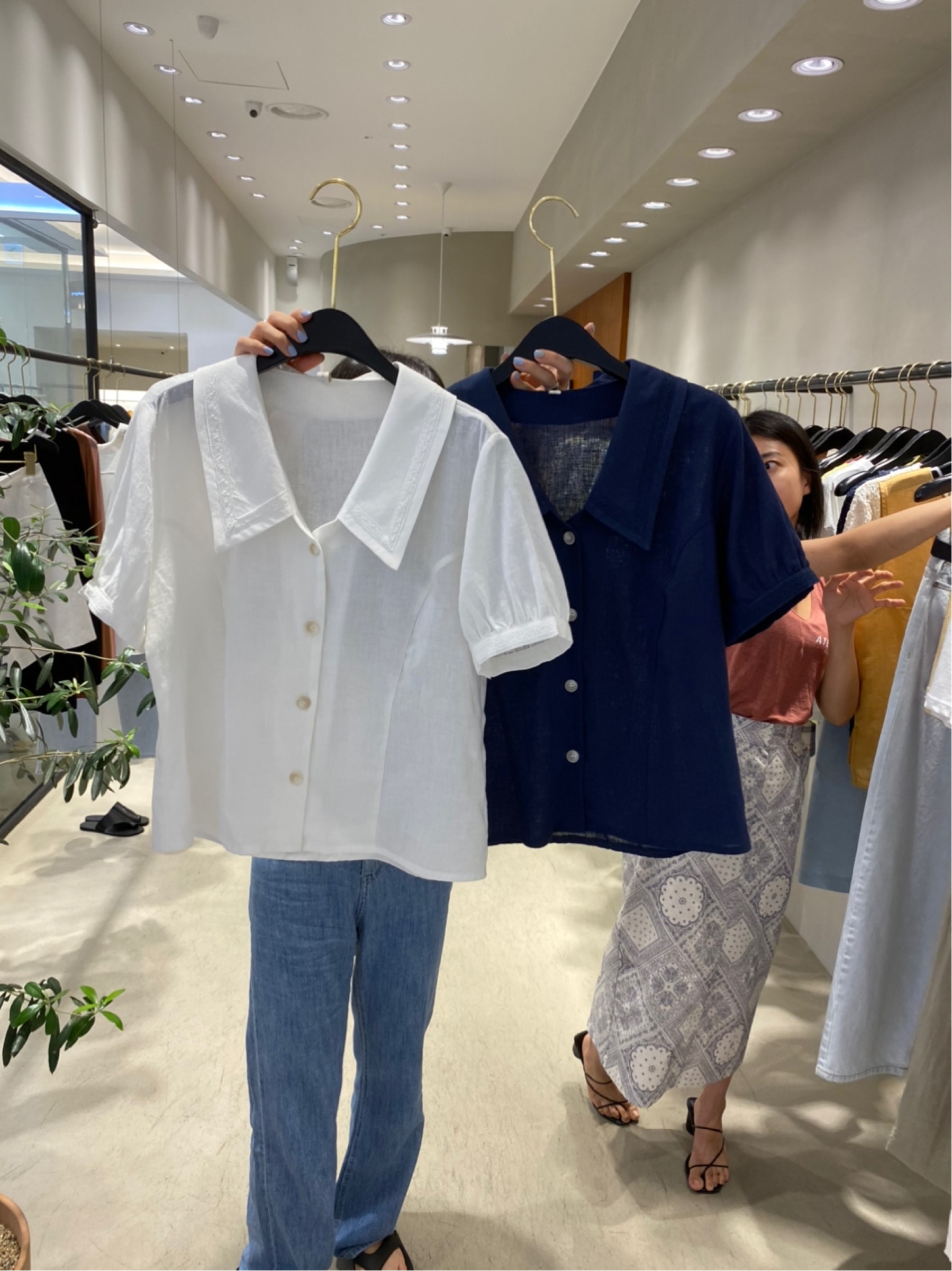 白色