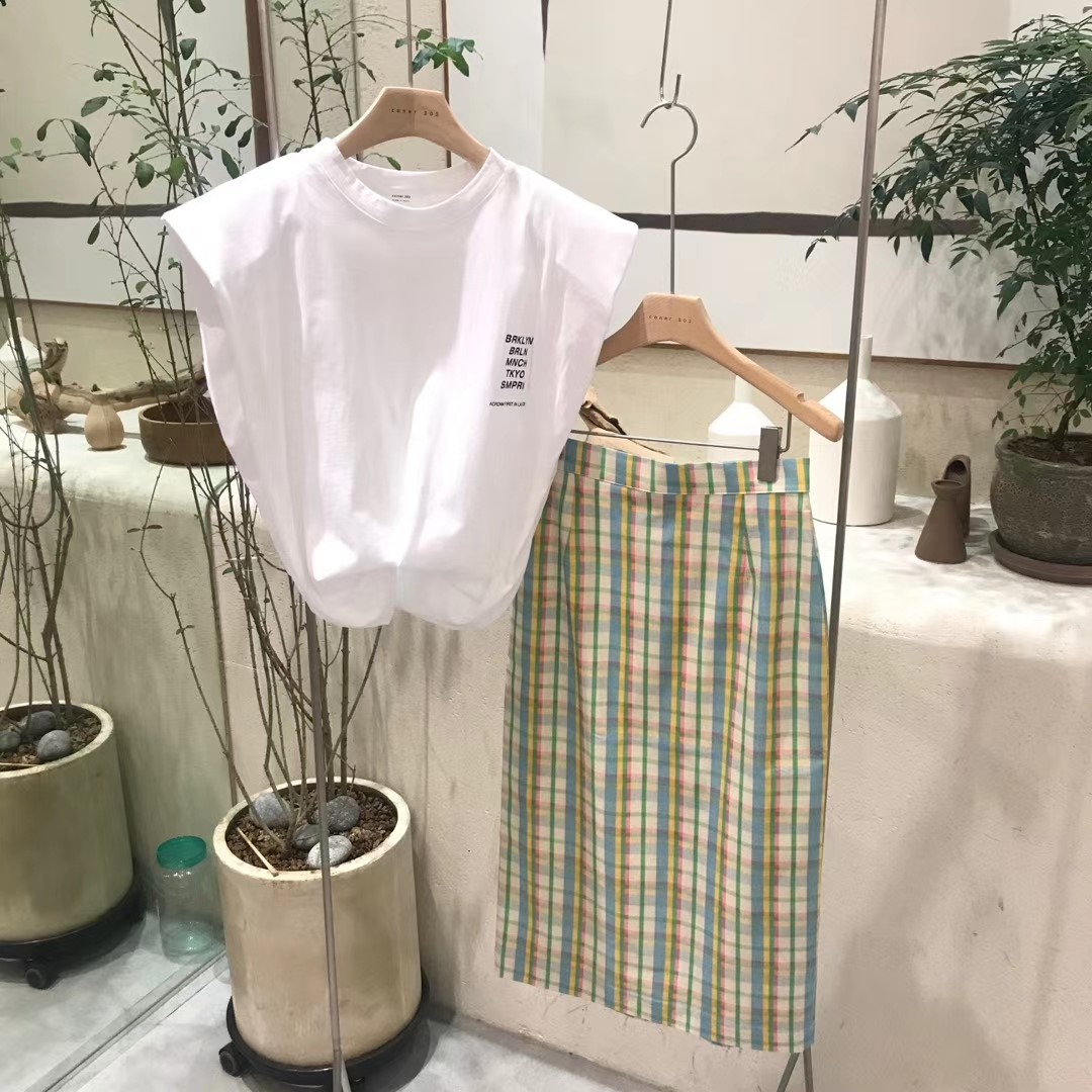 白色