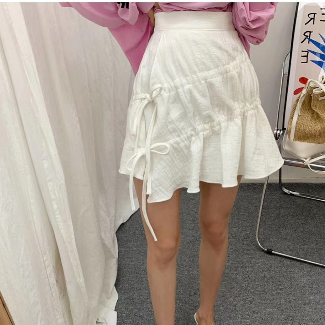 白色