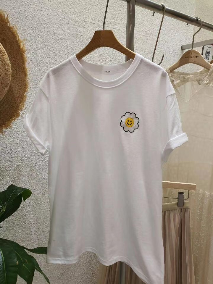 白色