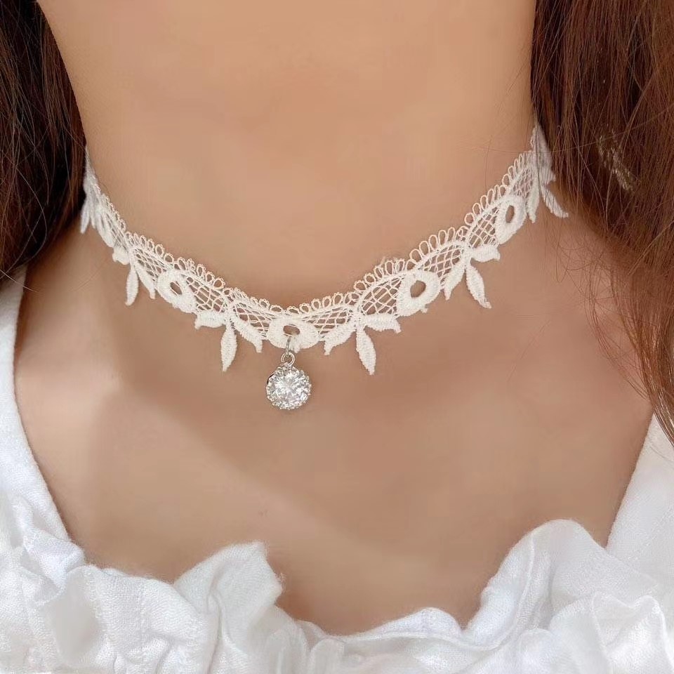 白色