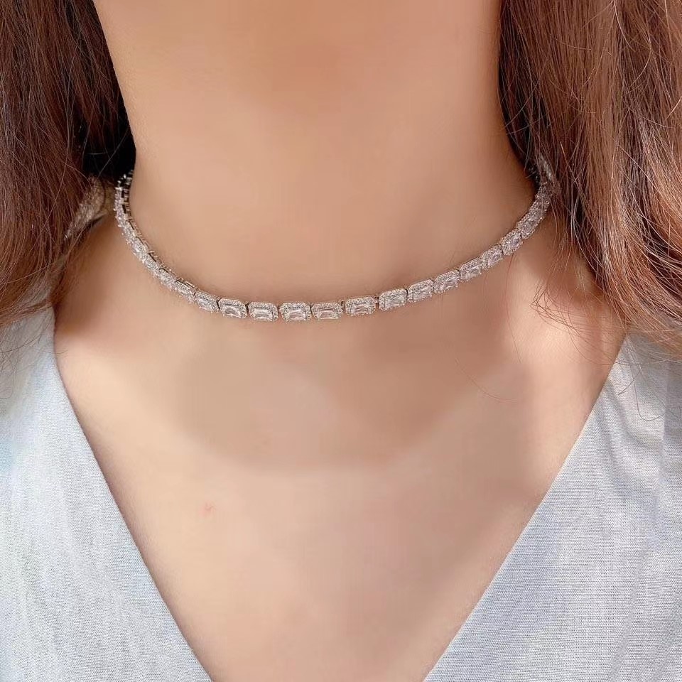 银色