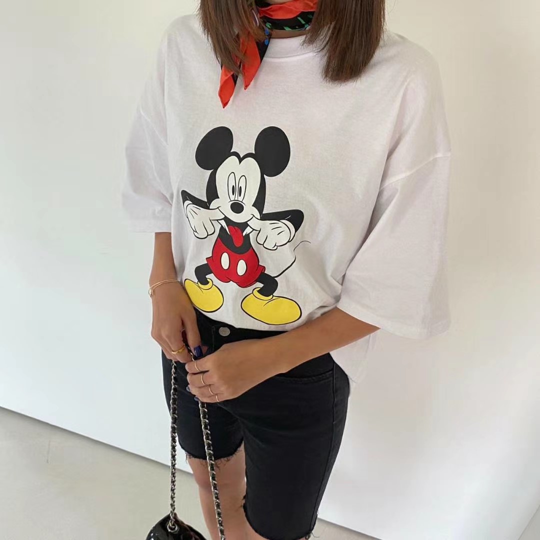 白色
