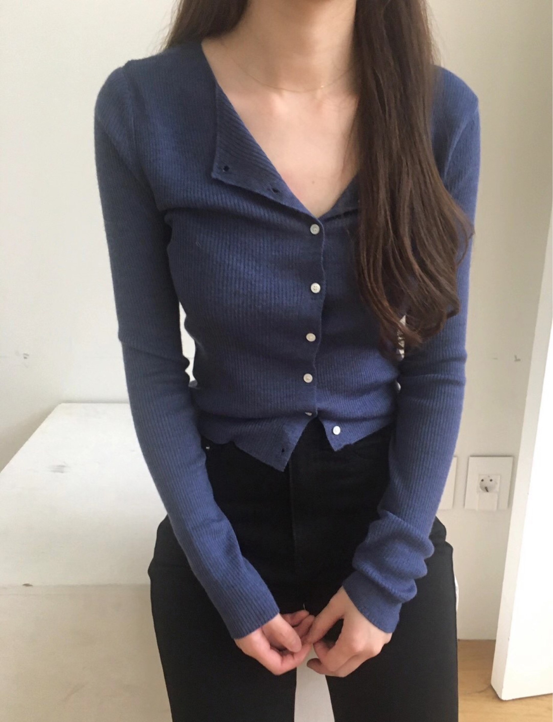 藏蓝色