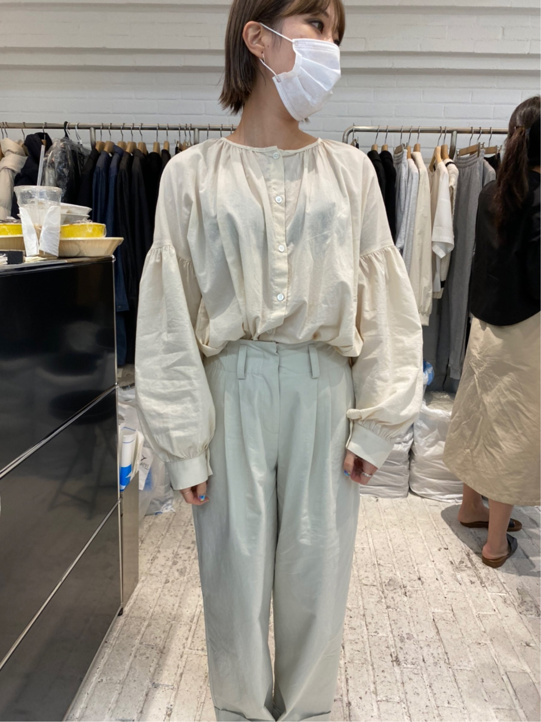 白色