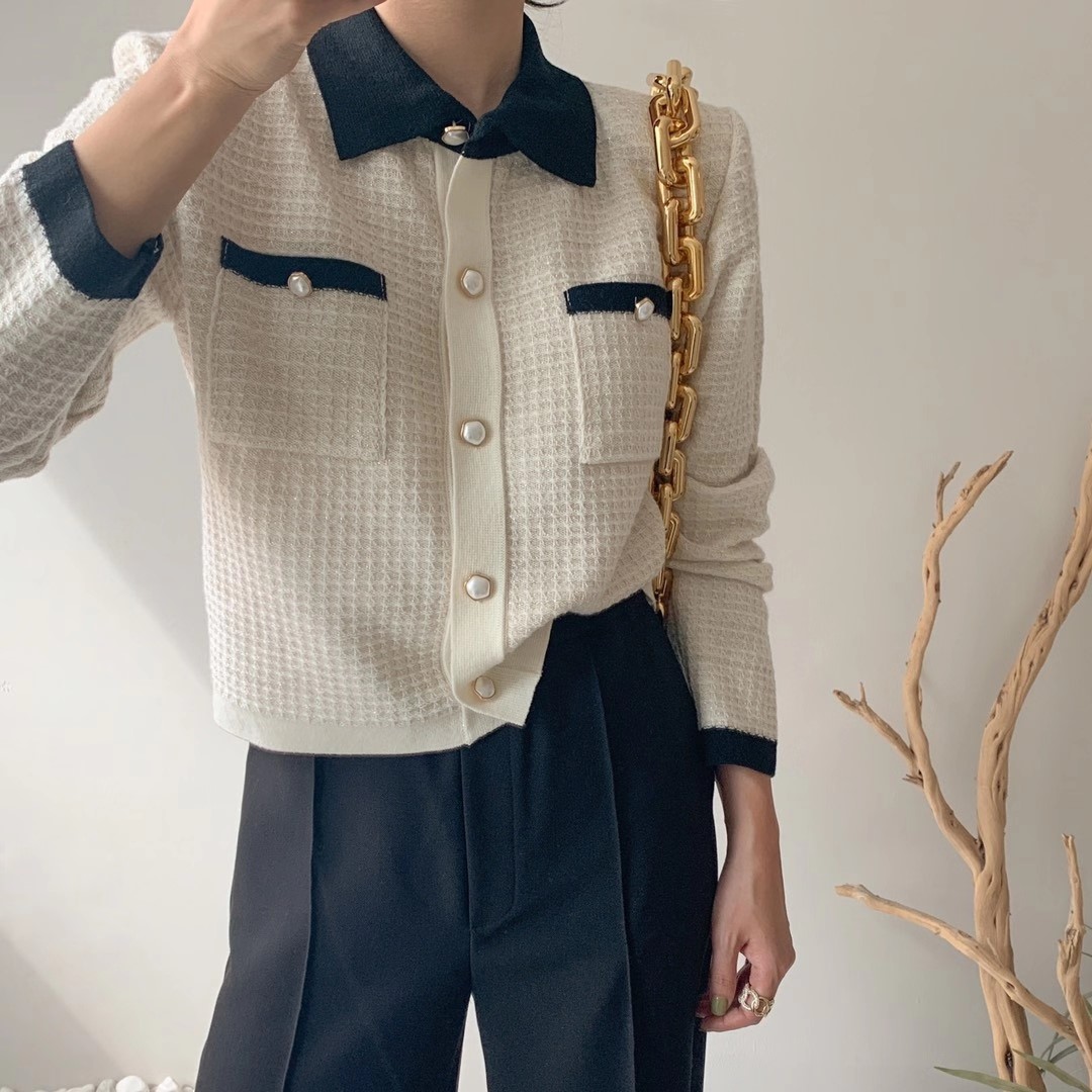 白色