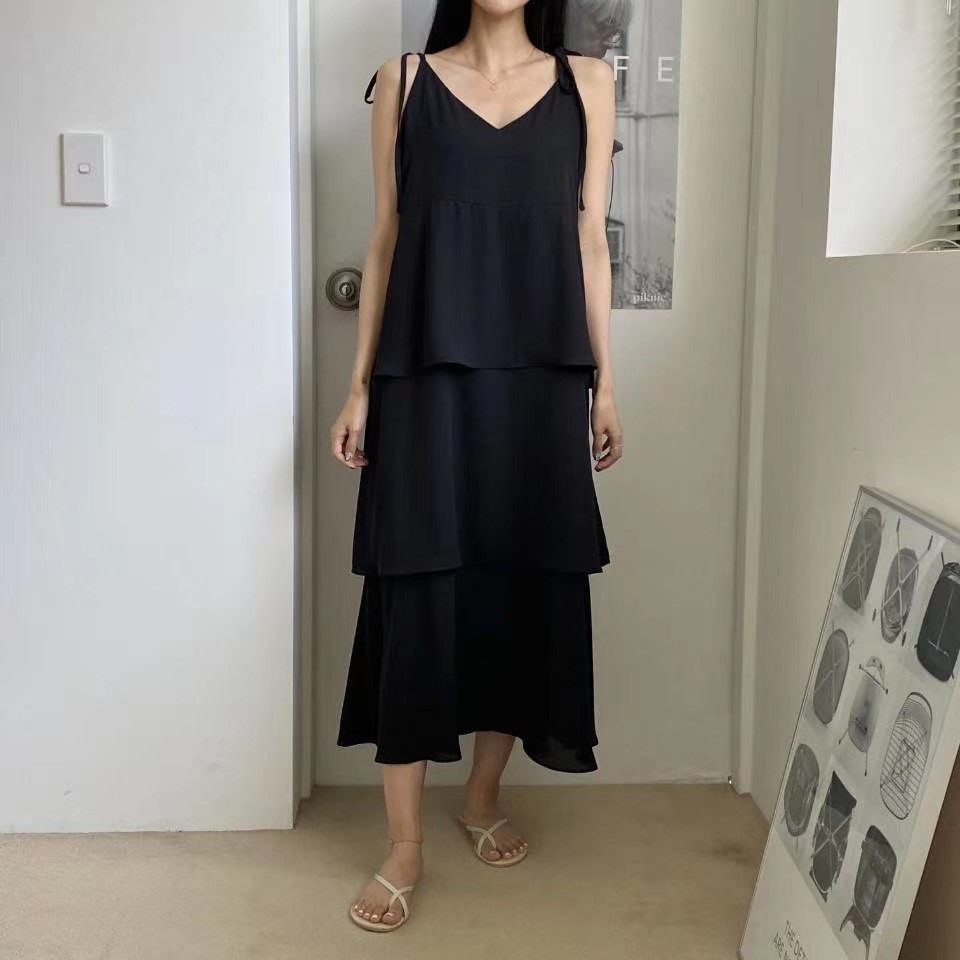 黑色