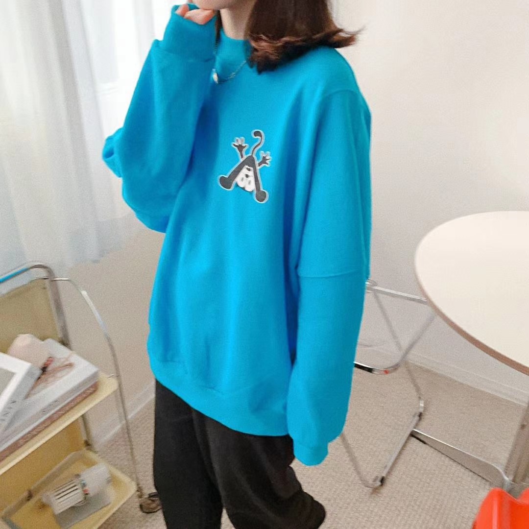 蓝色