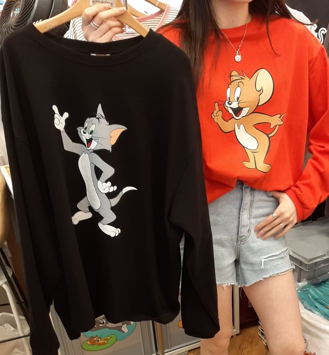 红色