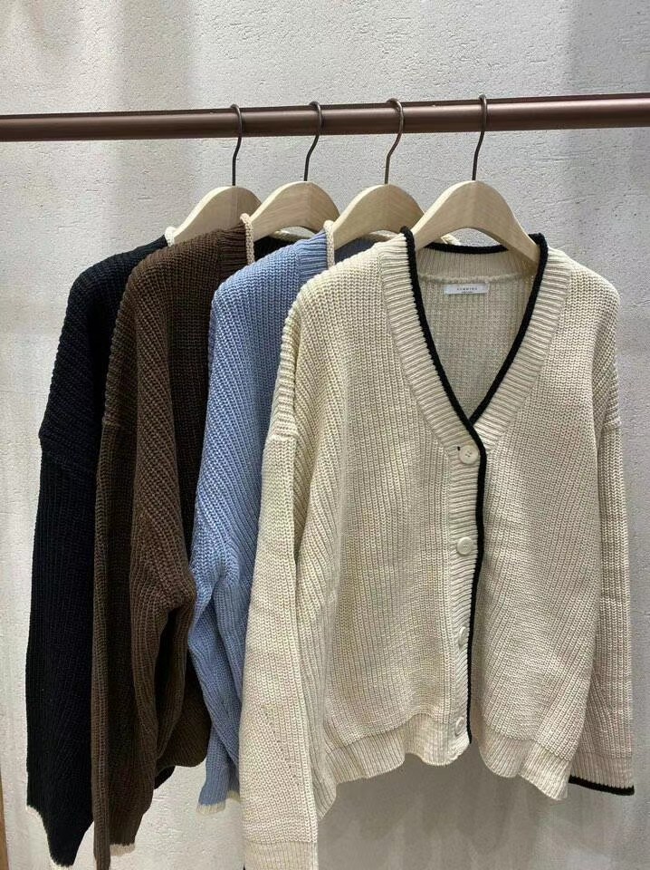 咖啡色