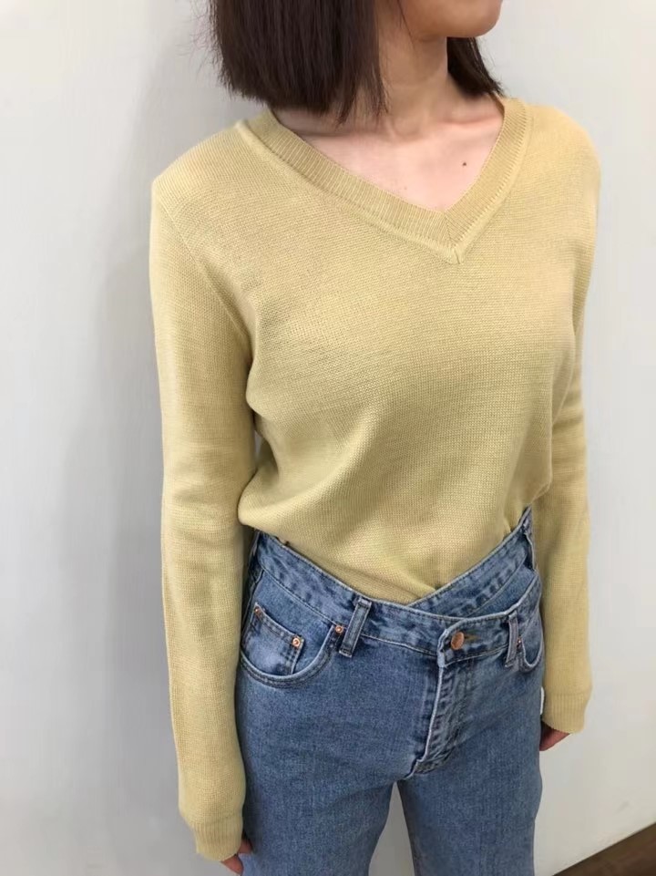 黄色