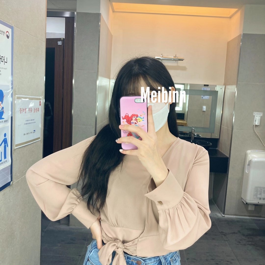 粉红色