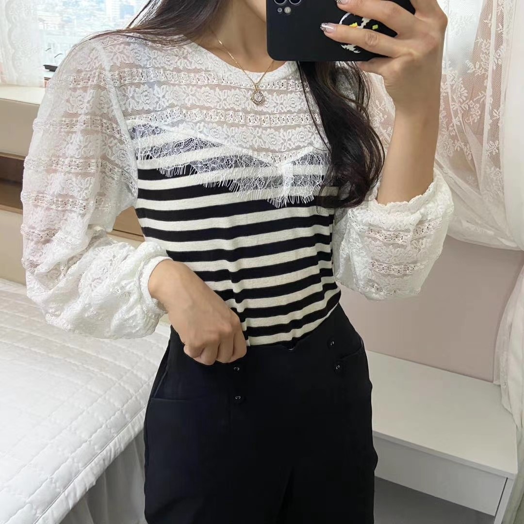 红色