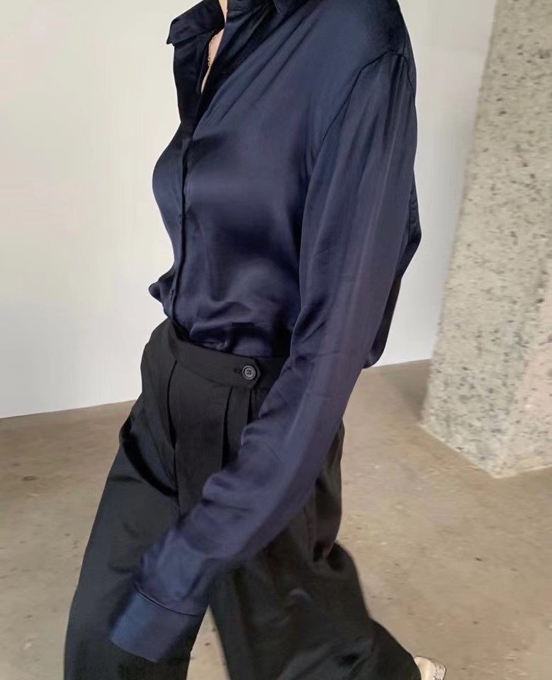 白色