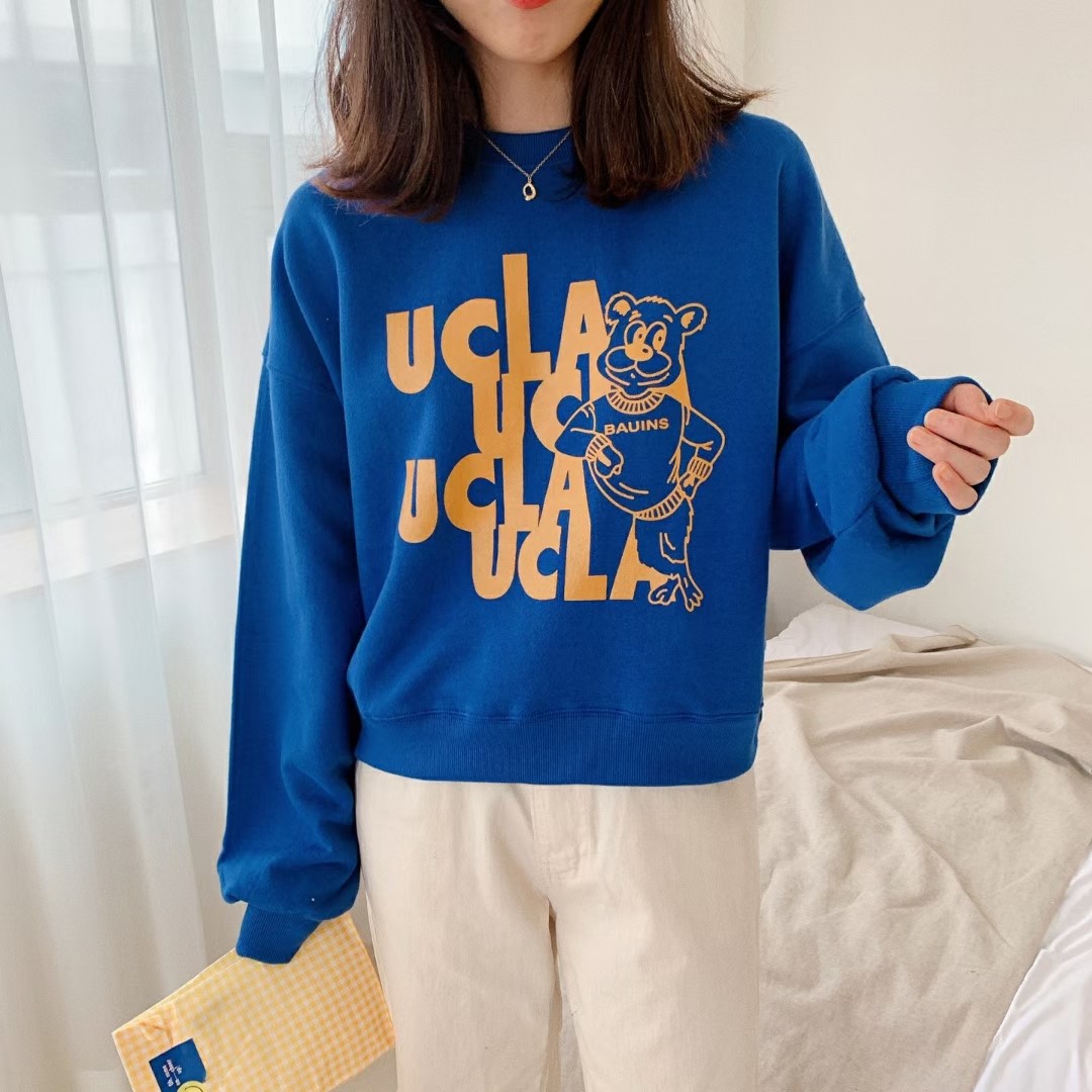 蓝色