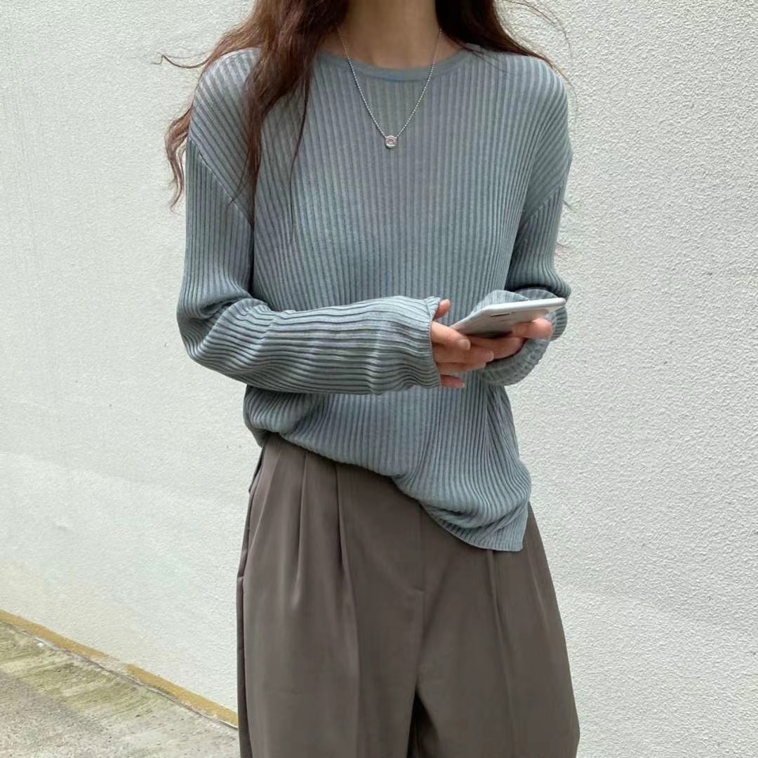 蓝色