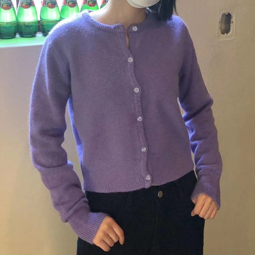 灰色