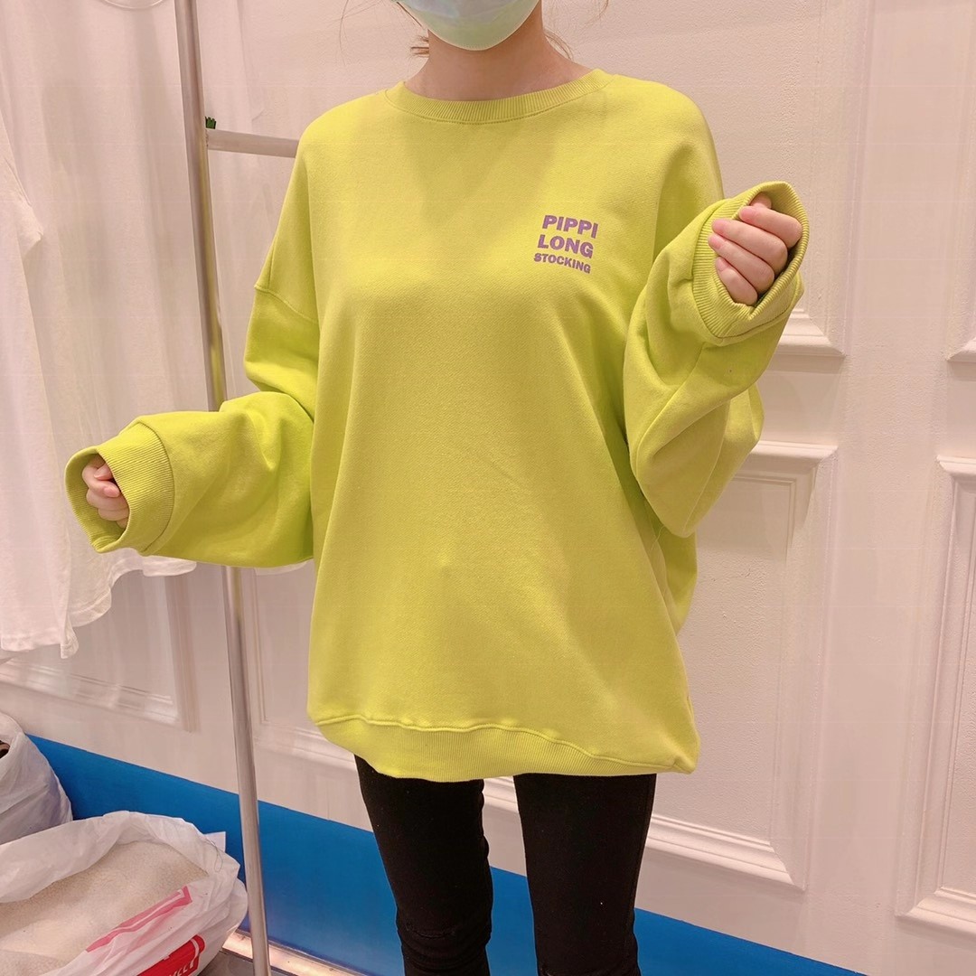 灰色