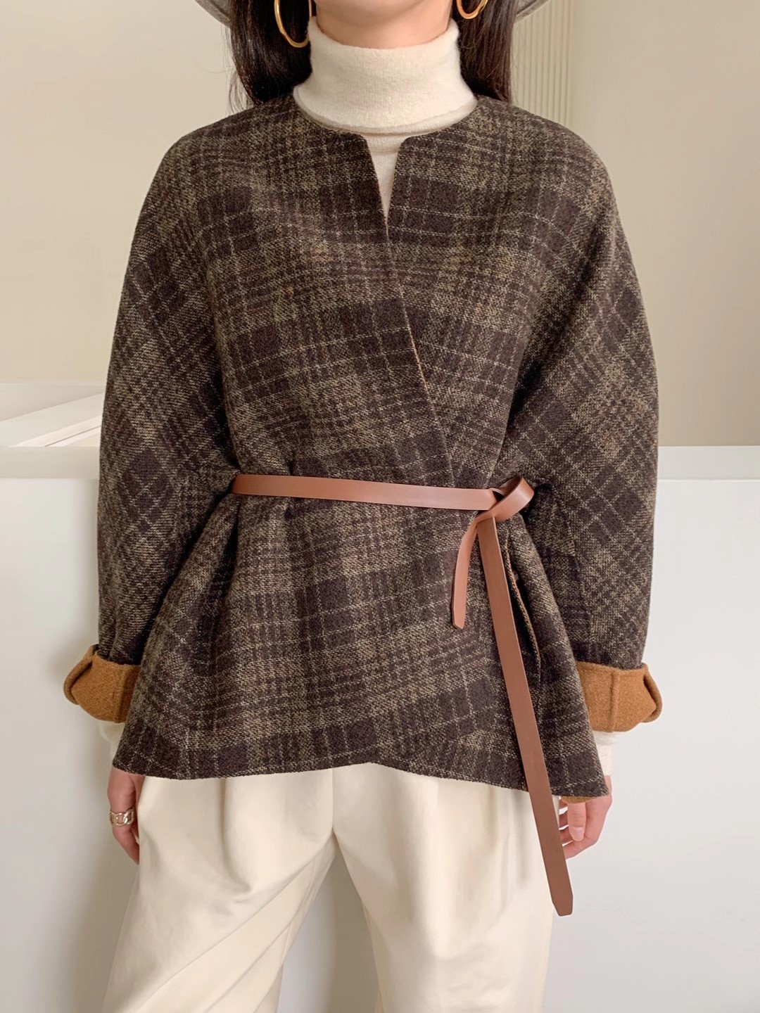 深棕色