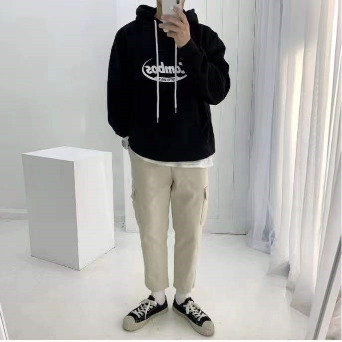灰色