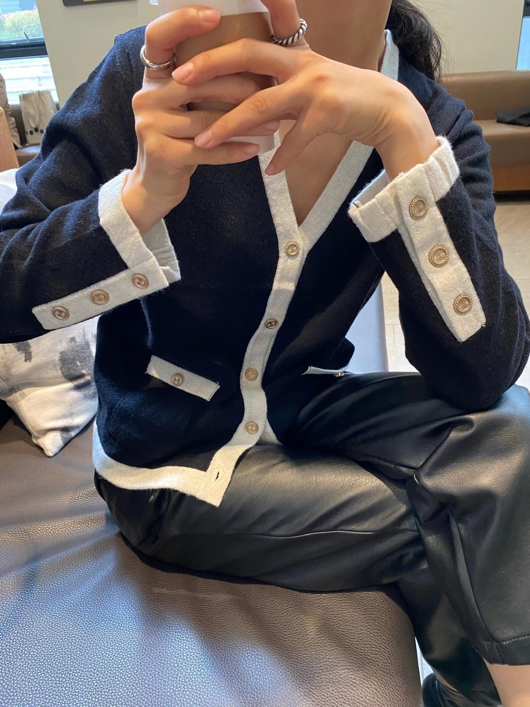 蓝色