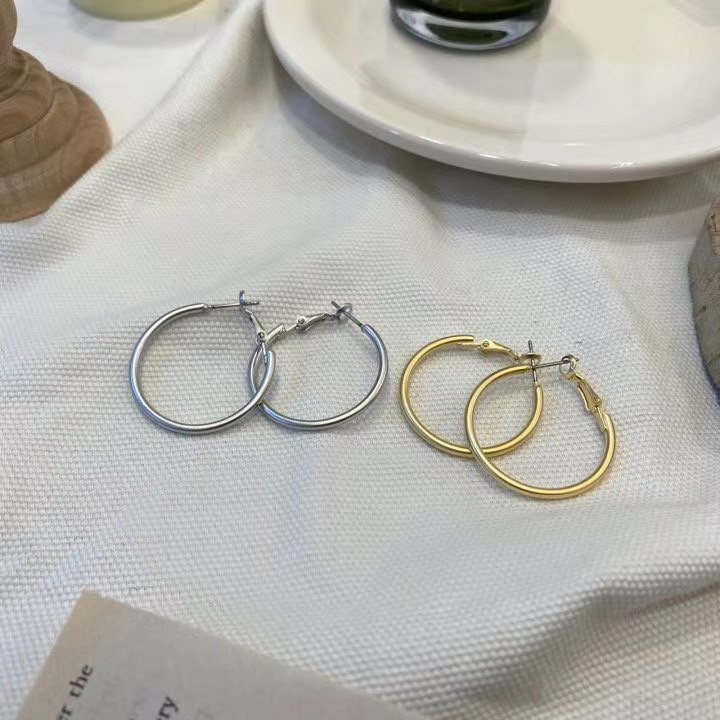 银色