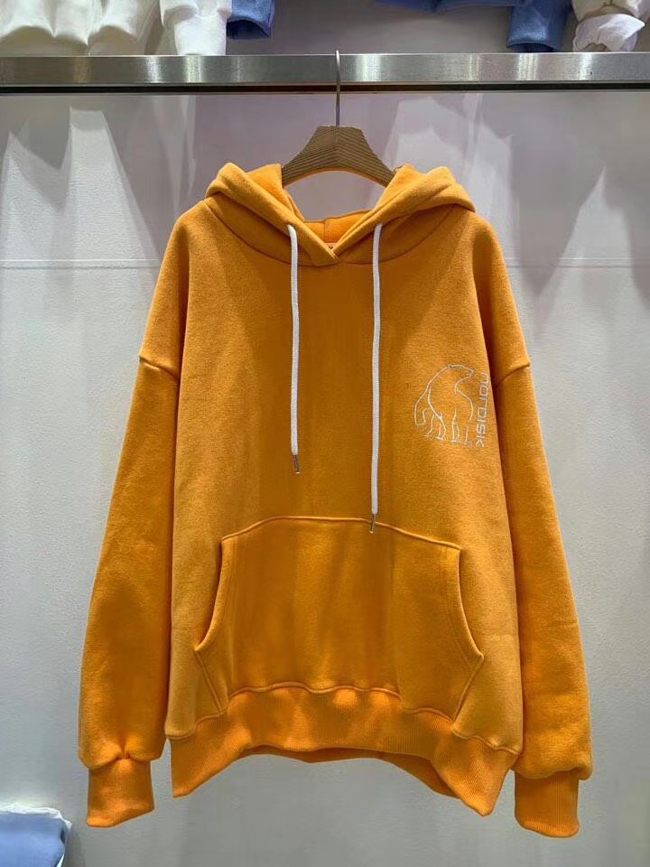 绿色