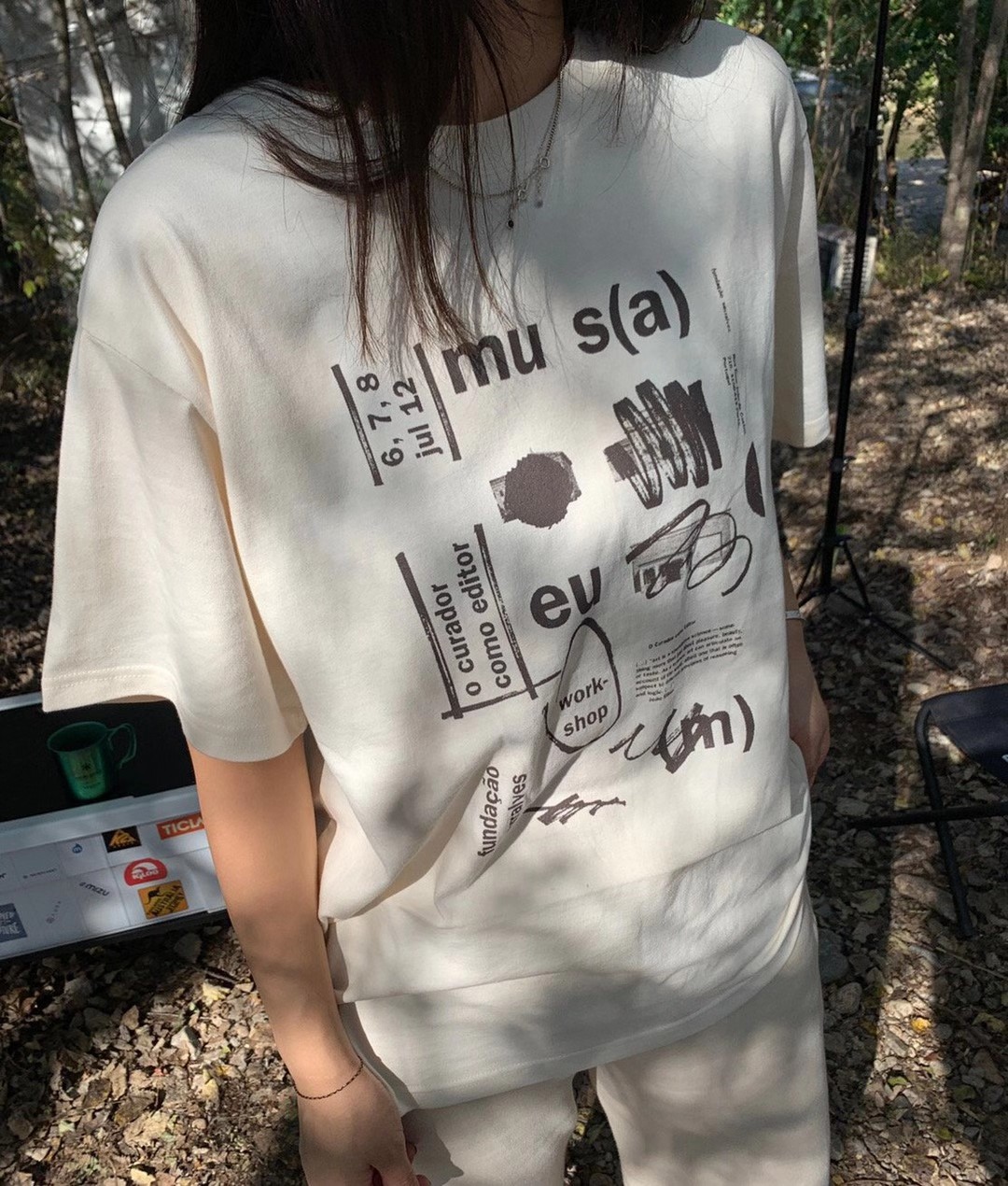 白色