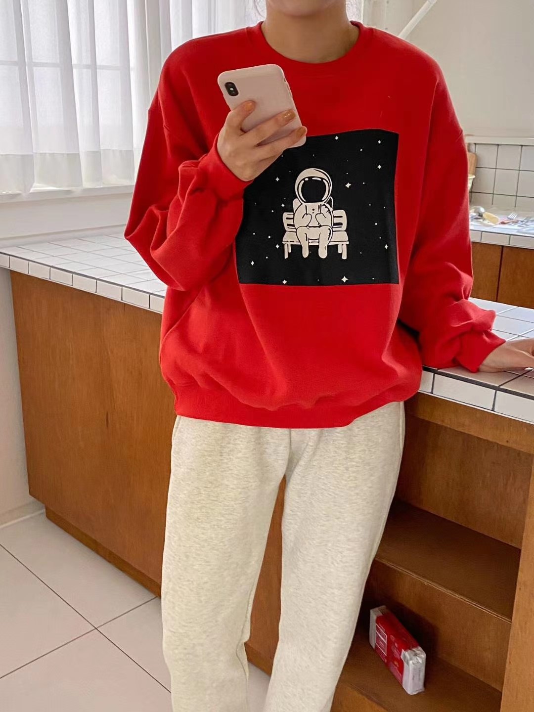 红色