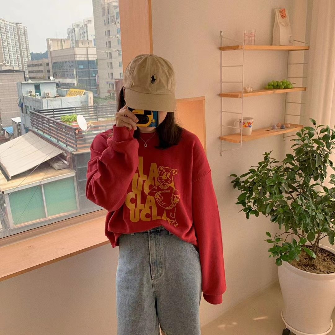 红色
