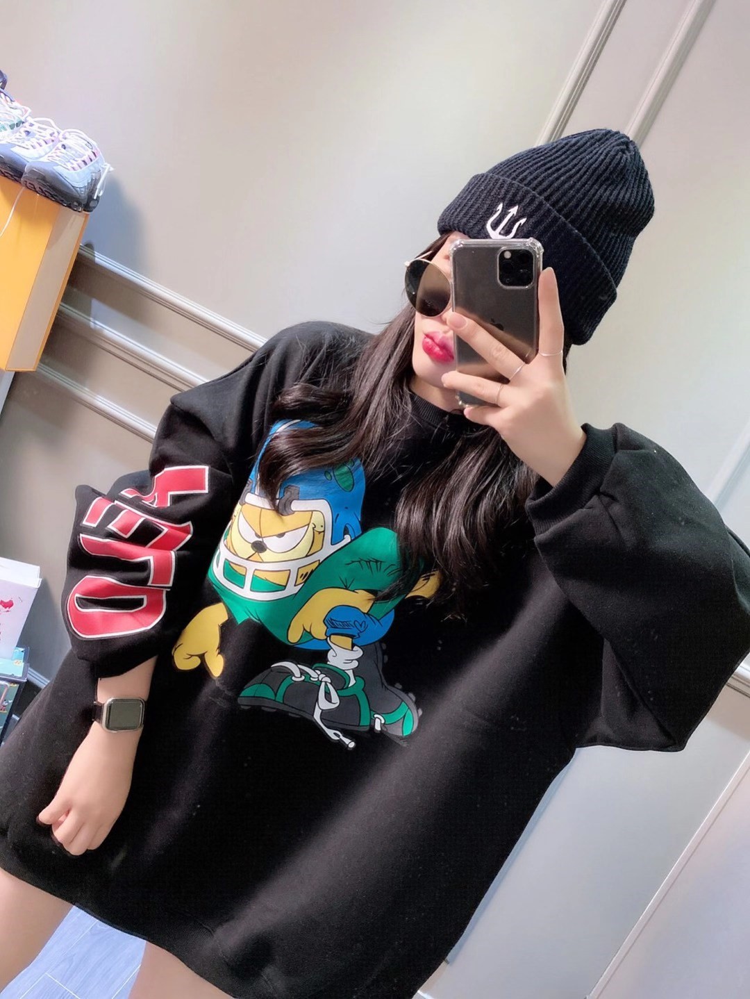 黑色