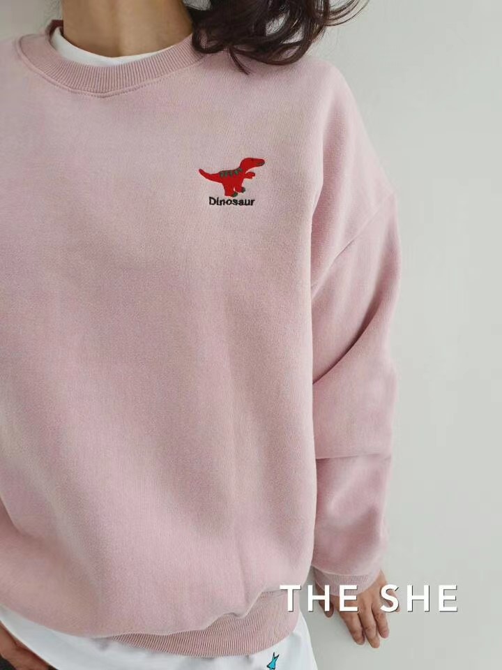 粉红色