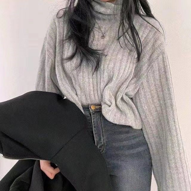 灰色