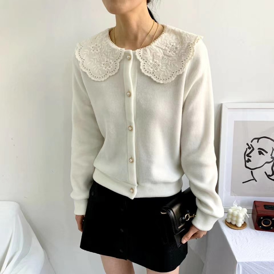 白色