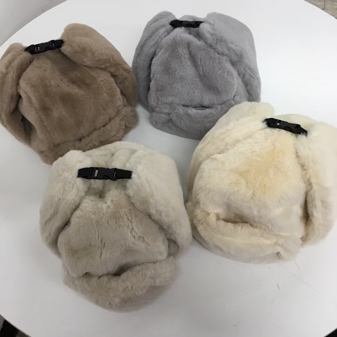 灰色