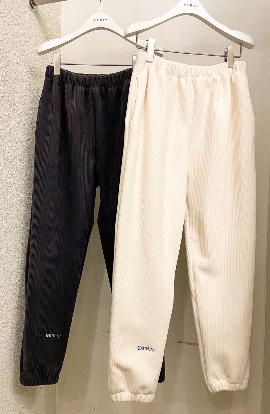 白色