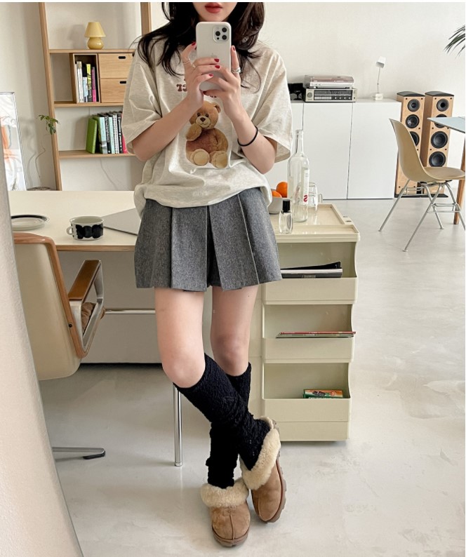 灰色