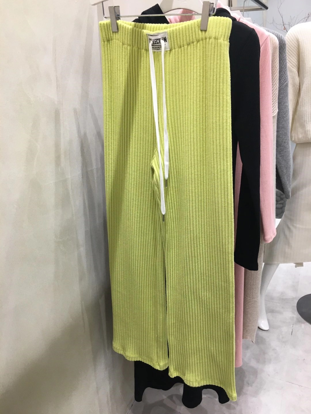 绿色