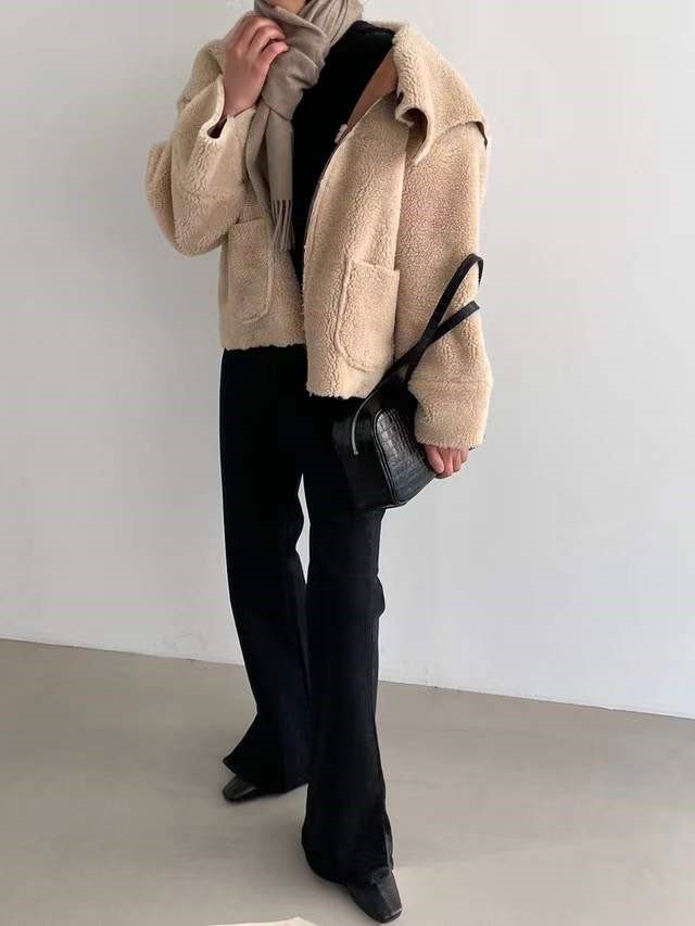 黑色