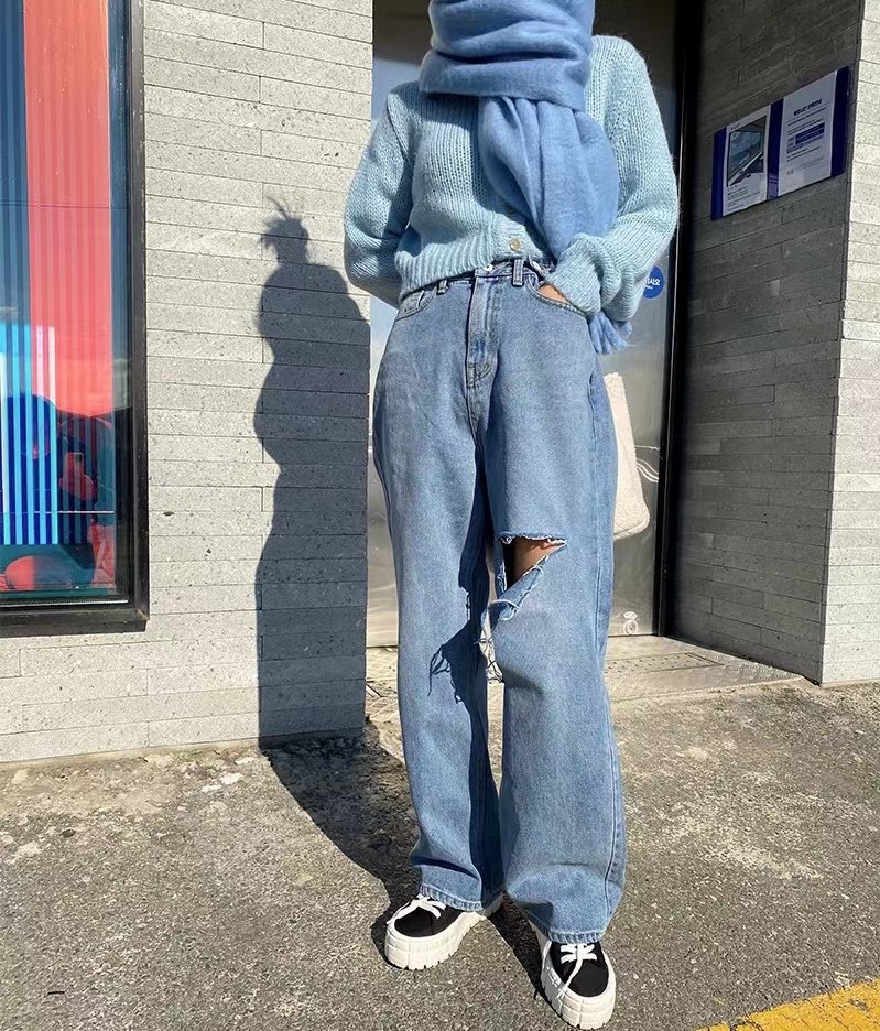 蓝色