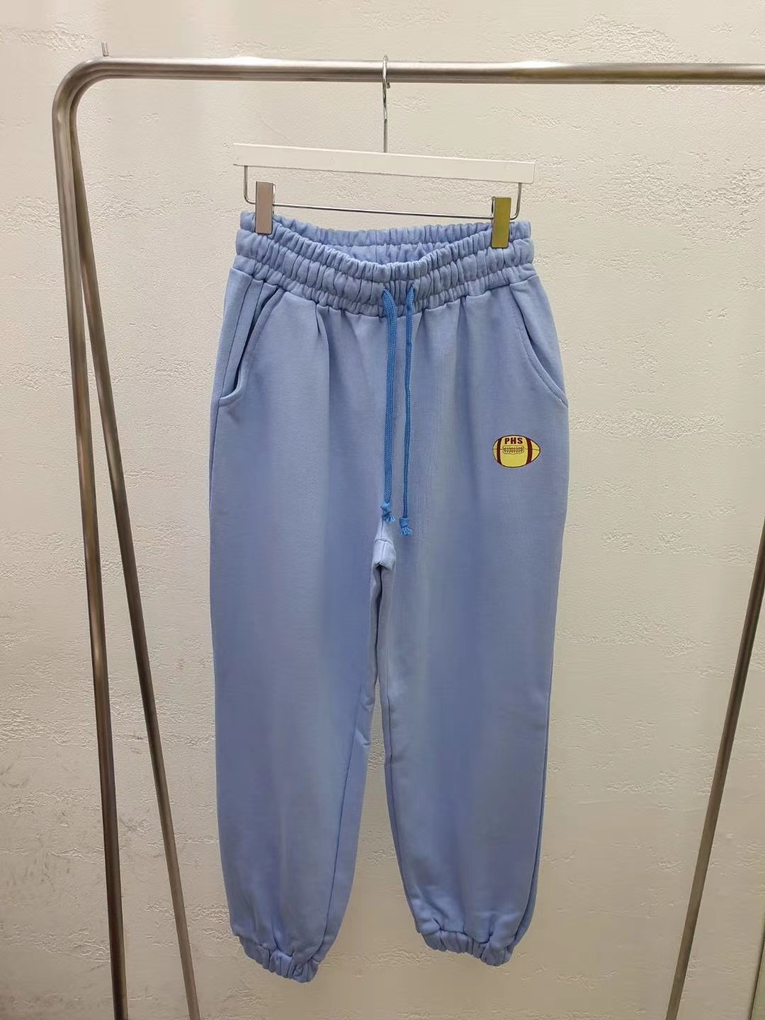 蓝色