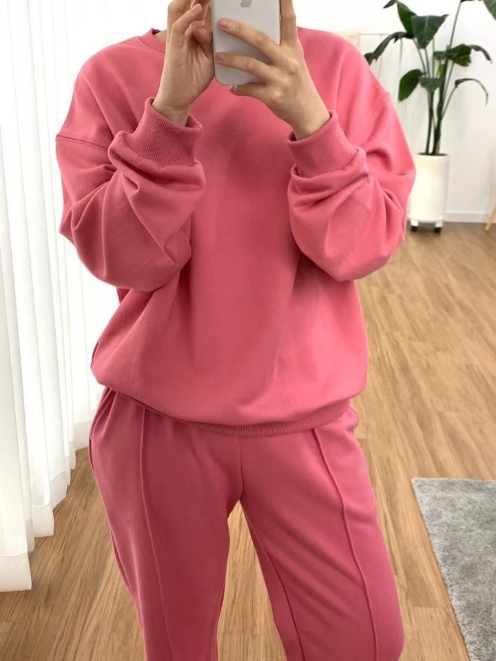 灰色