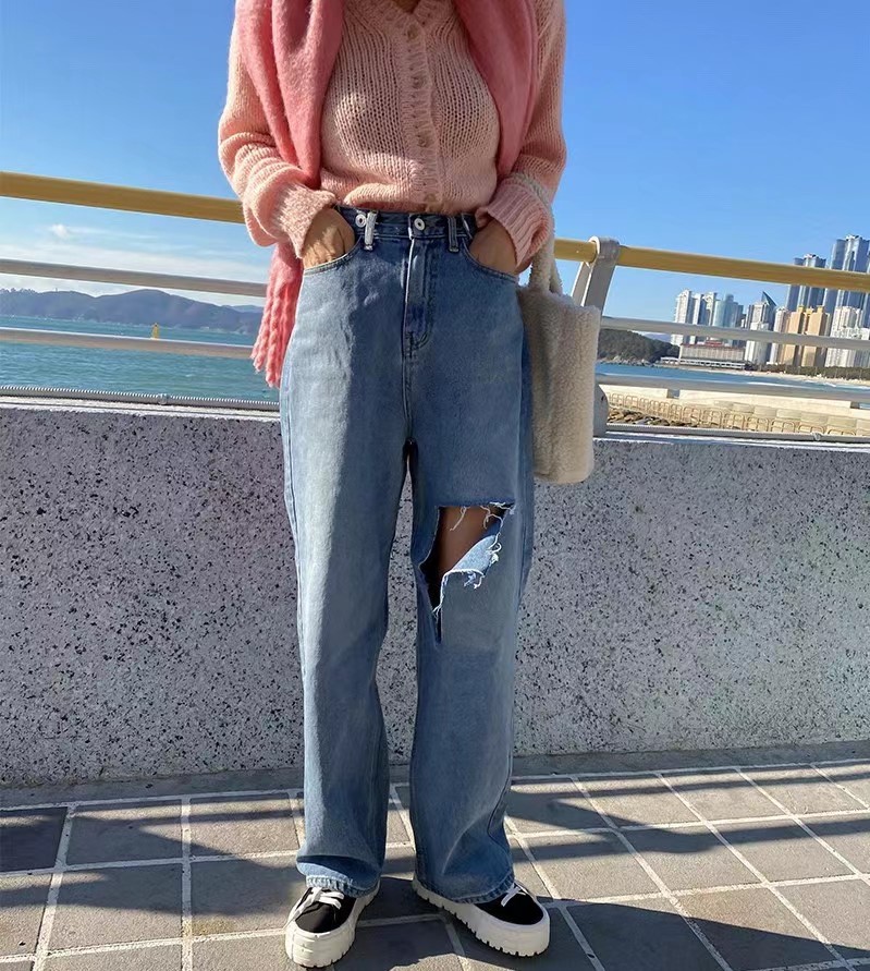 蓝色