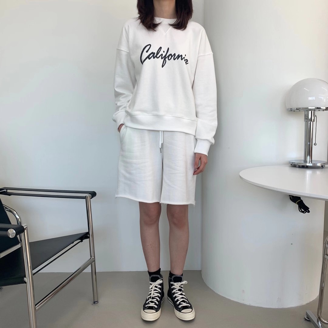 白色