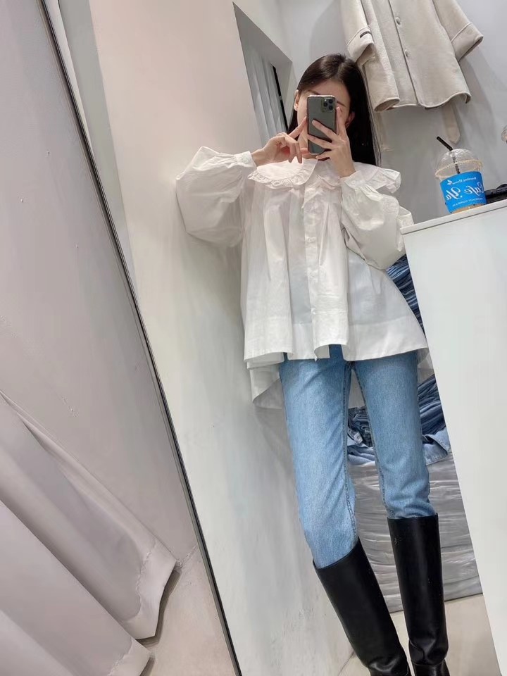 蓝色