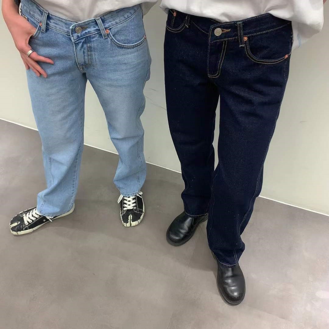 蓝色
