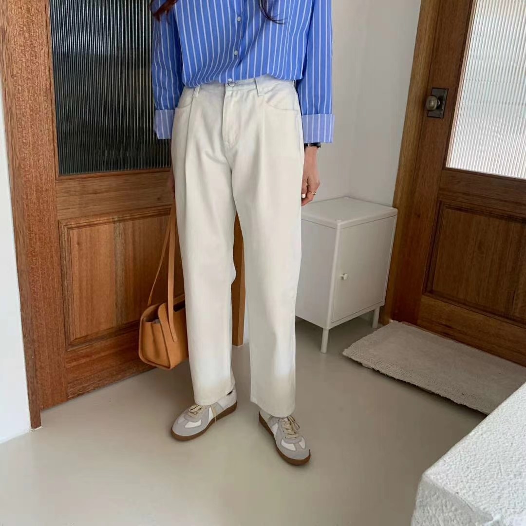 白色